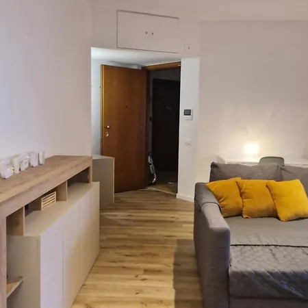 Apartment Banditella *